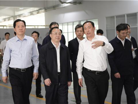 江苏省省长吴政隆光临bti体育集团走访调研